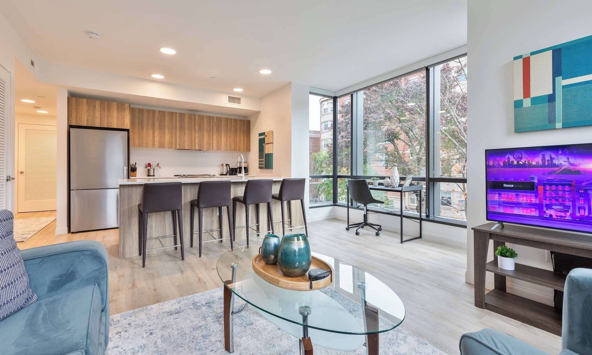 Fenway–Kenmore Apartment | Gorgeous Apt with Kitchen with Sky Terrace