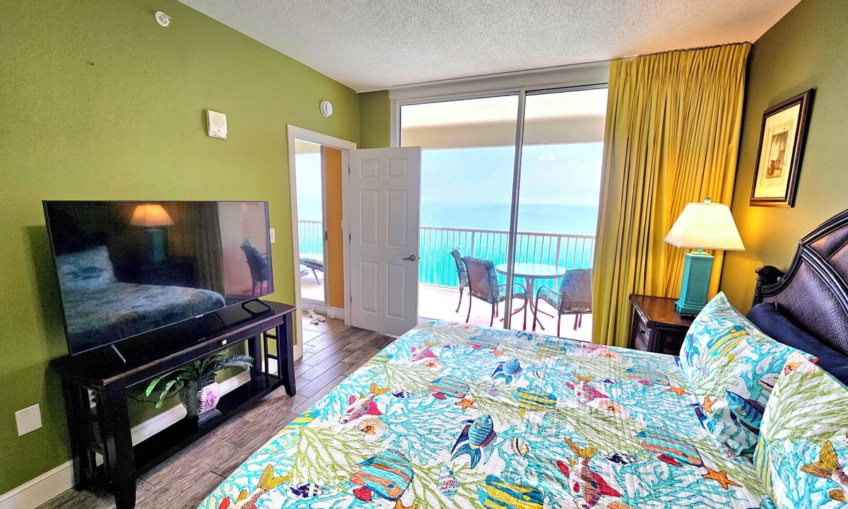 Long Beach Condo | Gorgeous BEACHFRONT 3 BDR/2 BA Majestic family condo, 5 pools, amenities galore!