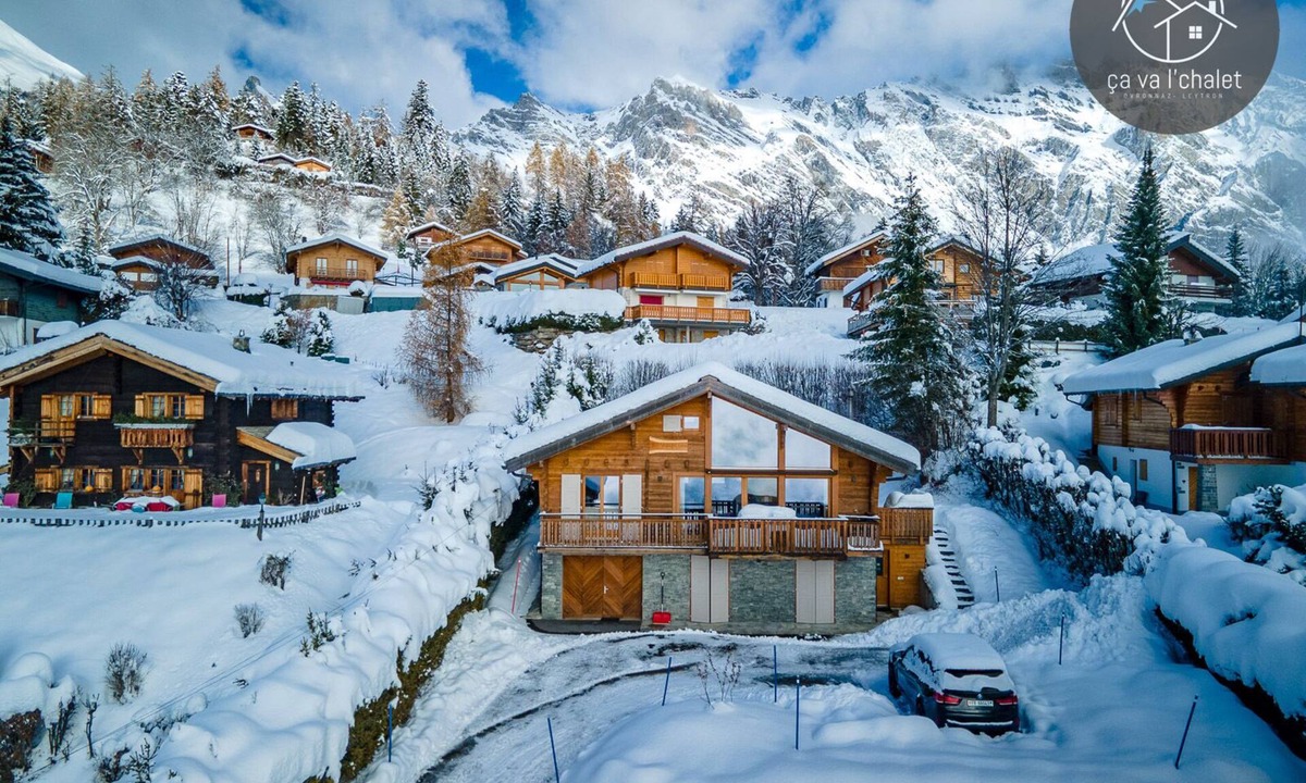 Ovronnaz Ski Chalet | Gorgeous Chalet l'Eden fully renovated close to the baths