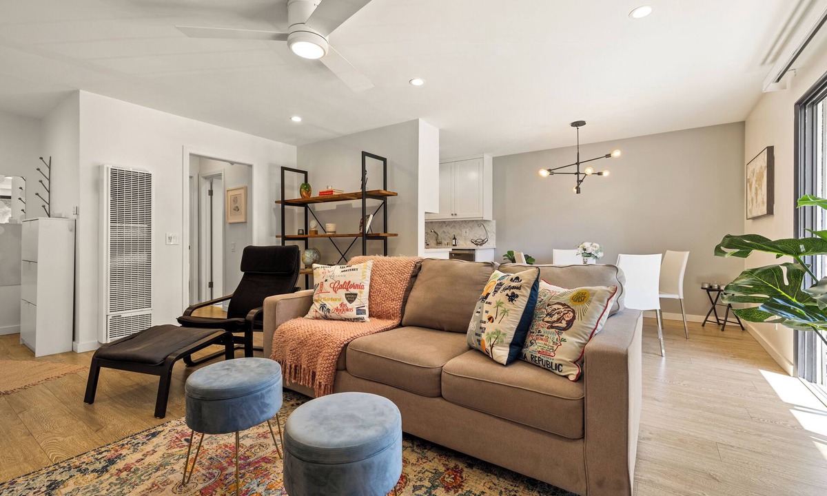 Ocean Park Apartment | Gorgeous Chic 1BR Spacious Santa Monica Beach Gem