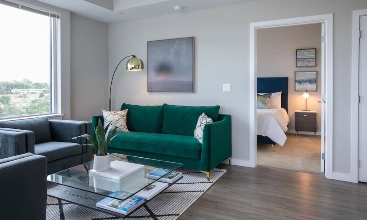 Jefferson Manor House | ⚜Gorgeous + Chic 2-Bdrm Apt⚜King Bed ♕FreeParking♕