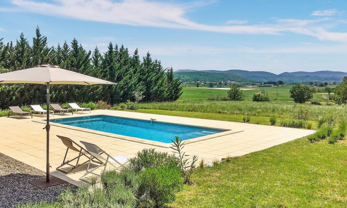 Saint-Jean-de-Maruejols-et-Avejan House | Gorgeous home in Saint Jean De Maruejol