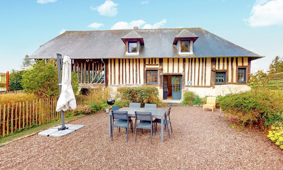 Livarot-Pays-d'Auge House | Gorgeous home in St.Marguerite d.Loges with sauna