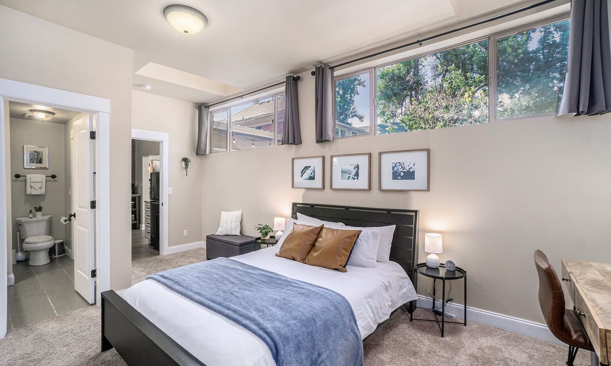 University Park Apartment | Gorgeous Guest Suite! Walk to Old Town & Csu!