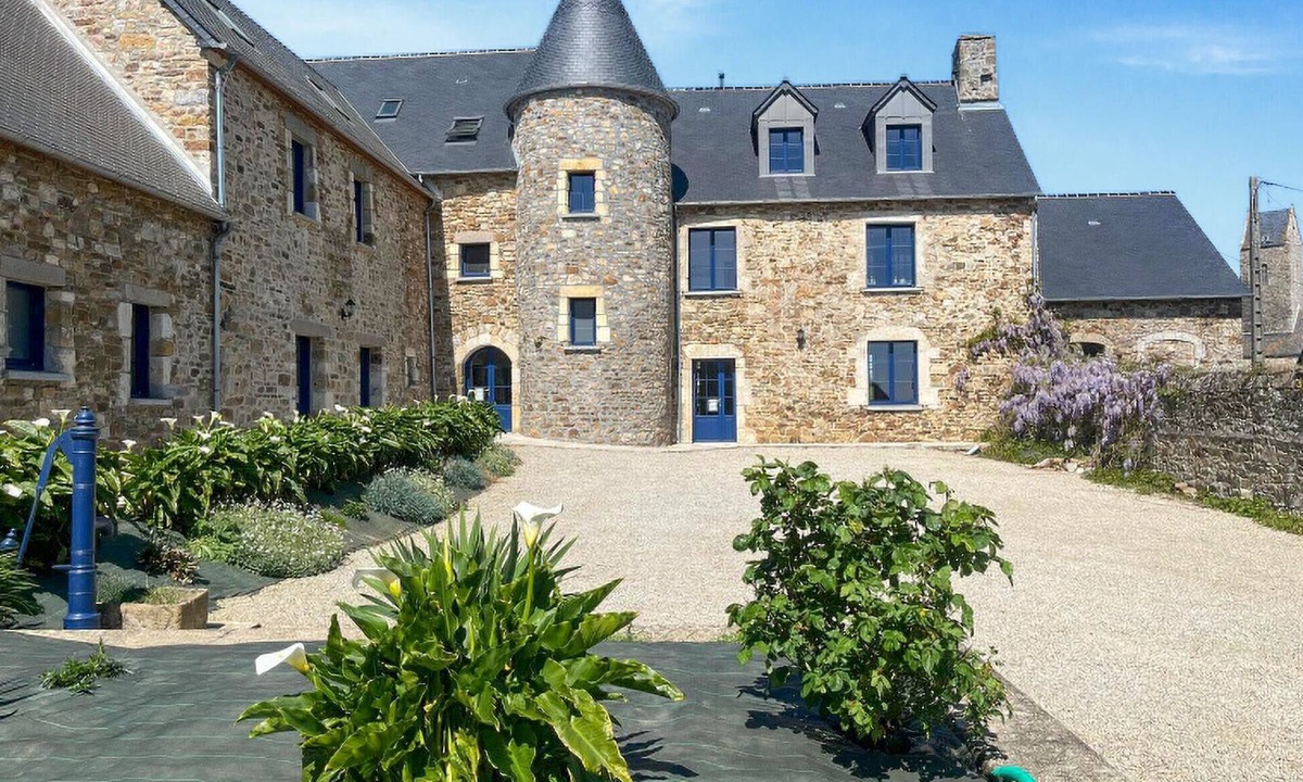 Fierville-les-Mines House | Gorgeous home in Fierville-les-Mines