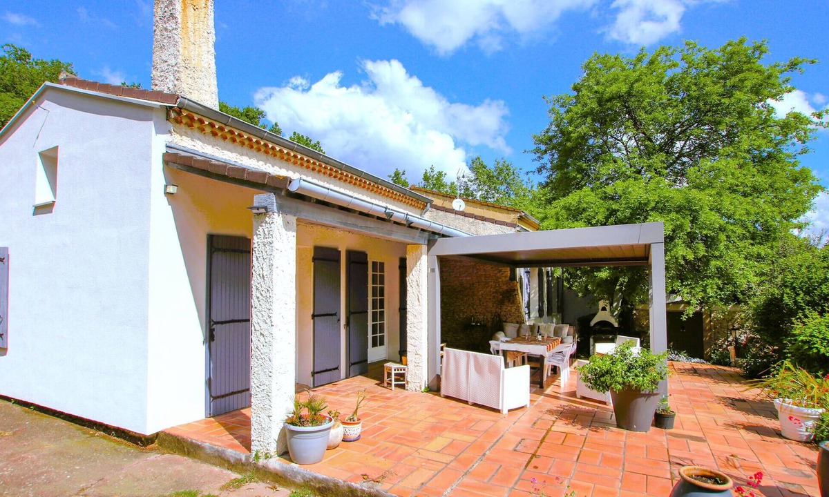 Saint-Marcel-d'Aredeche House | Gorgeous home in St Marcel d' Ardèche