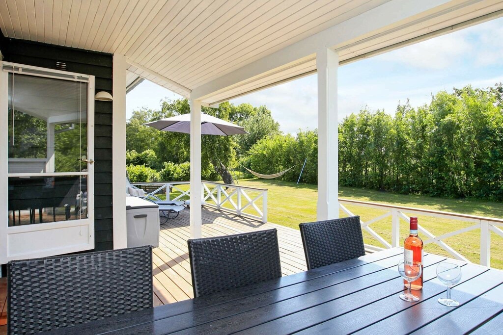 Gedesby House | Gorgeous Holiday Home in Falster with Terrace