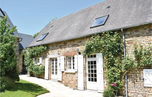 Saint-Pierre-Langers House | Gorgeous Home In St Pierre Langers