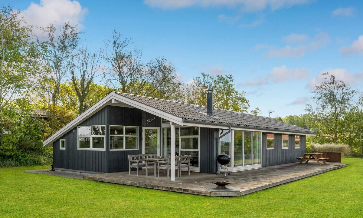 Allingabro House | Gorgeous home in Allingåbro with WiFi