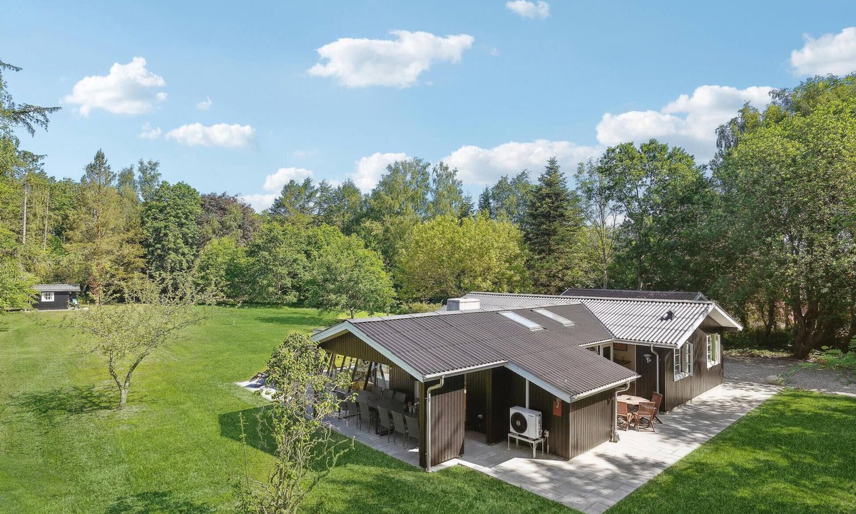 Ans House | Gorgeous home in Ans By with WiFi