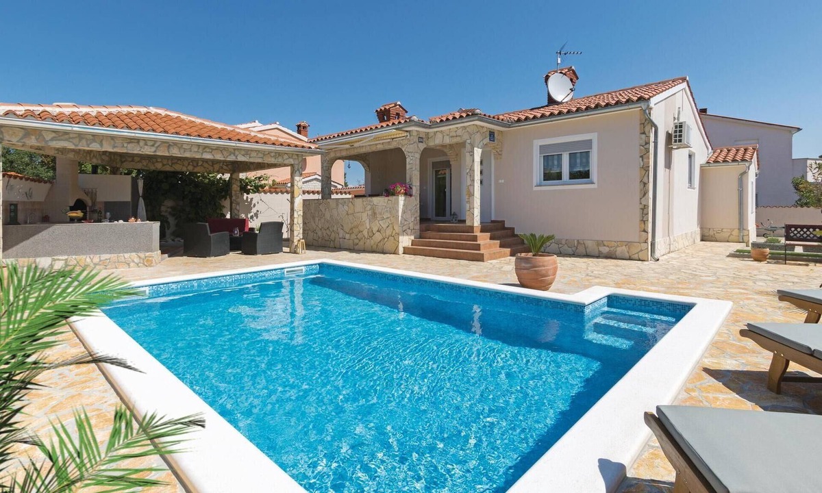 Barbariga House | Gorgeous home in Betiga