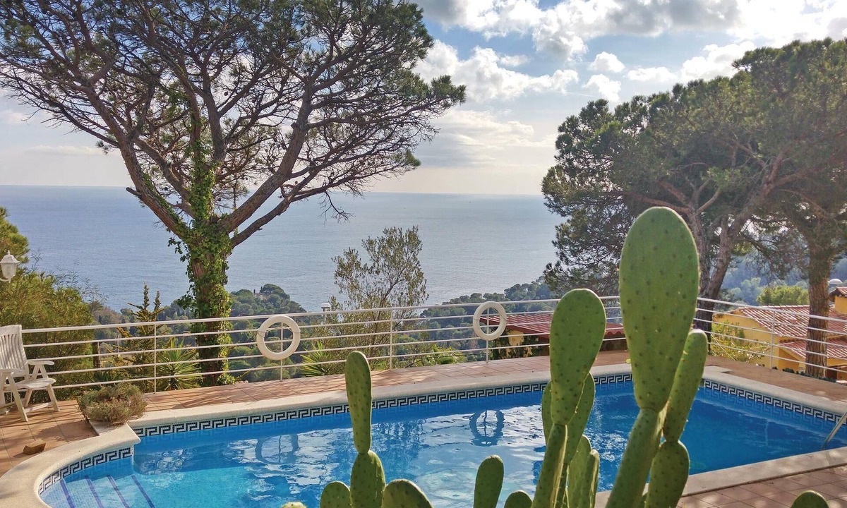 Blanes House | Gorgeous home in Blanes