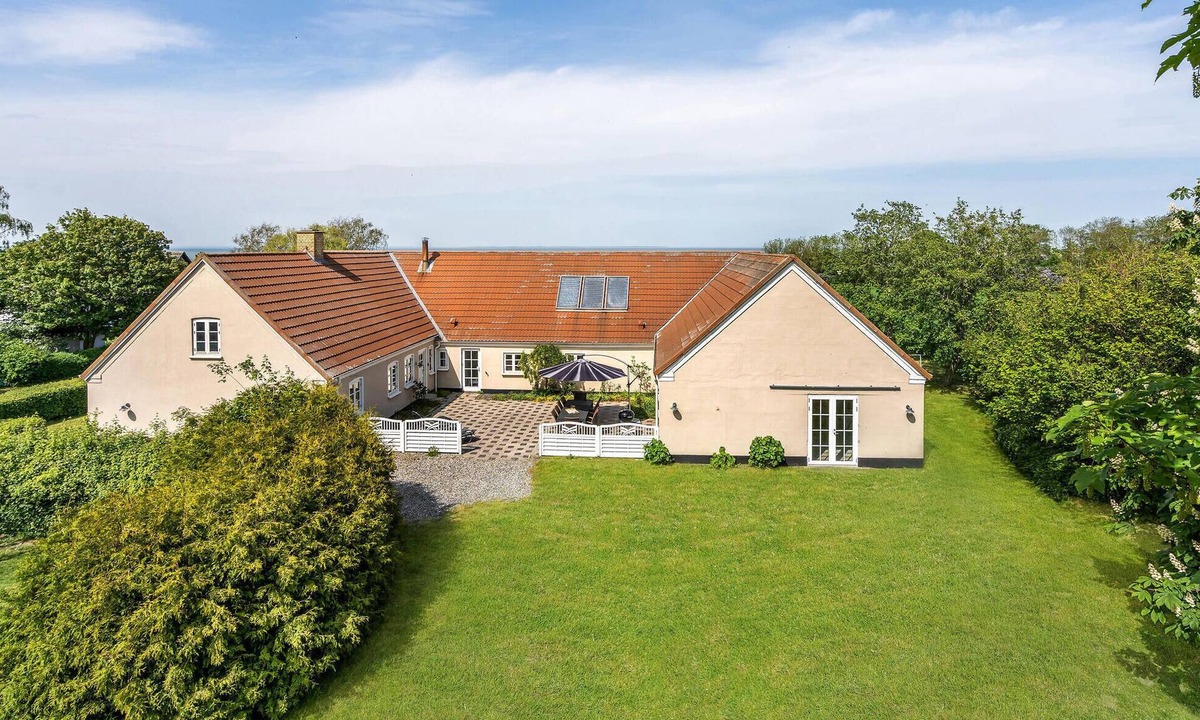 Bogense House | Gorgeous home in Bogense with WiFi