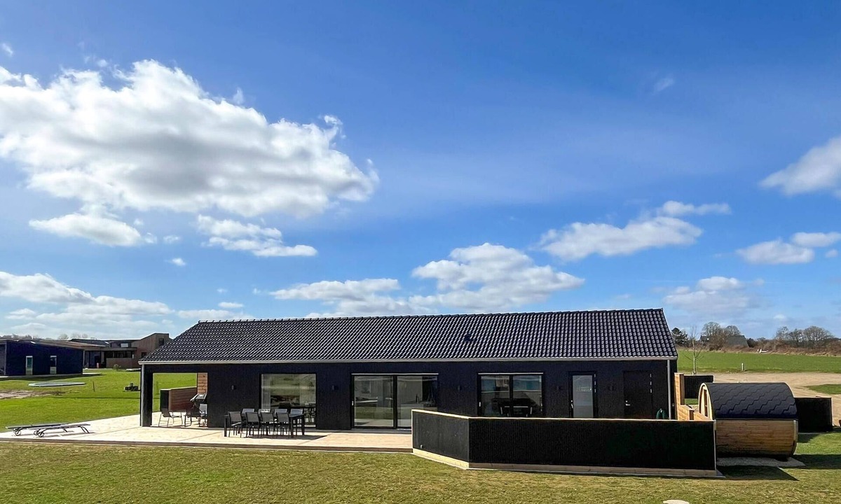 Hvidbjerg Strand House | Gorgeous home in Børkop with sauna