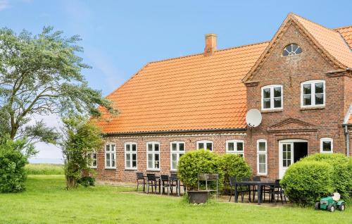 Ballum House | Gorgeous Home In Bredebro With Wifi