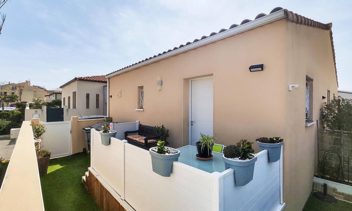 Capestang House | Gorgeous home in Capestang with WiFi