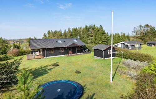 Krejbjerg House | Gorgeous Home In Ejstrupholm With Wifi