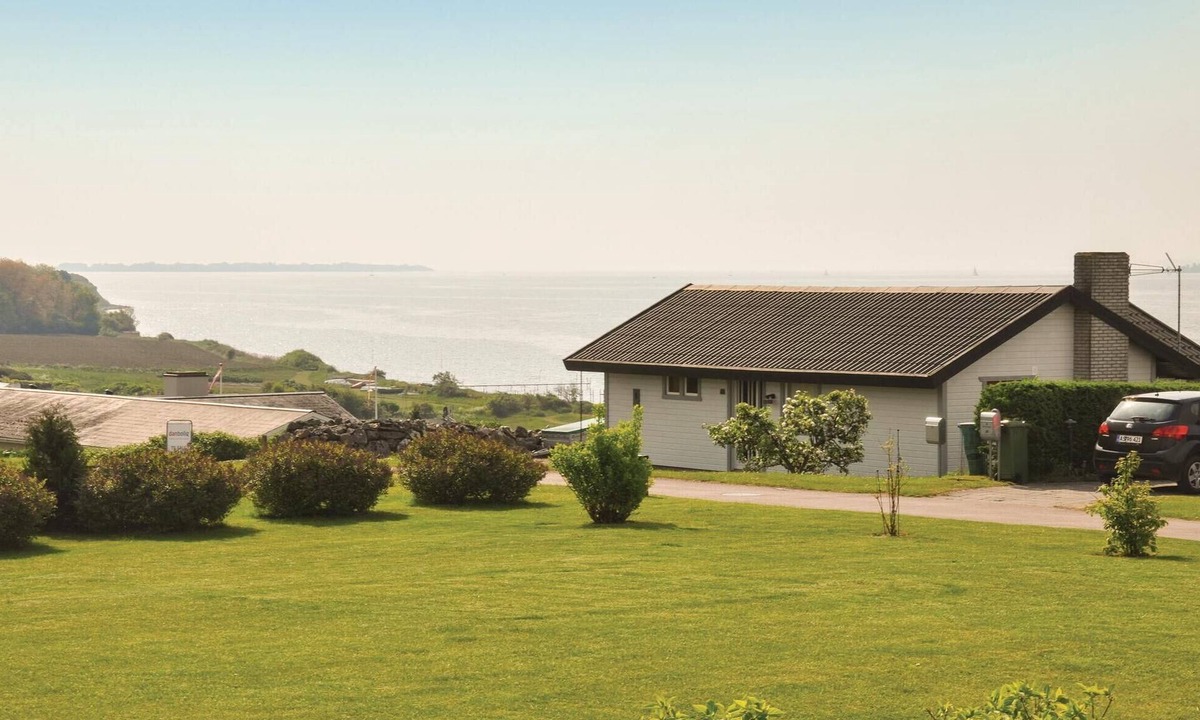 Bøjden House | Gorgeous home in Faaborg with sauna