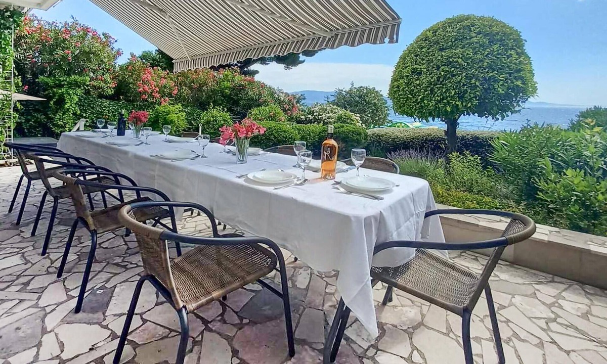 Gradac House | Gorgeous home in Gradac