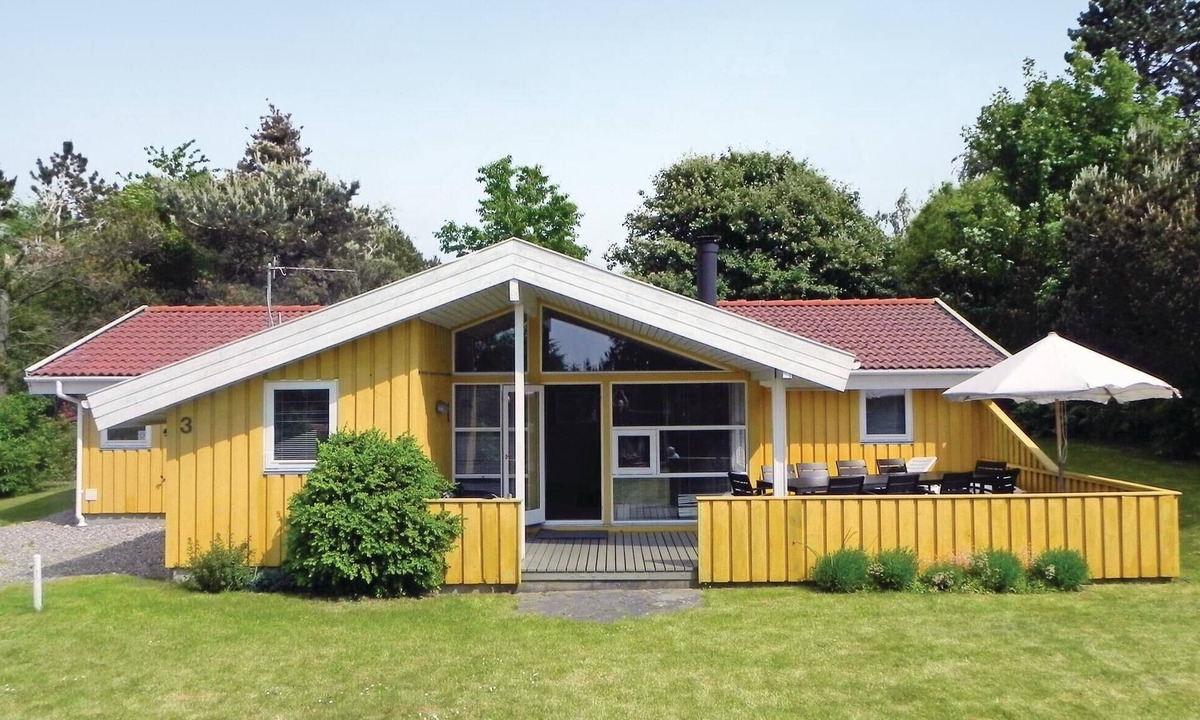 Udsholt House | Gorgeous home in Græsted with sauna