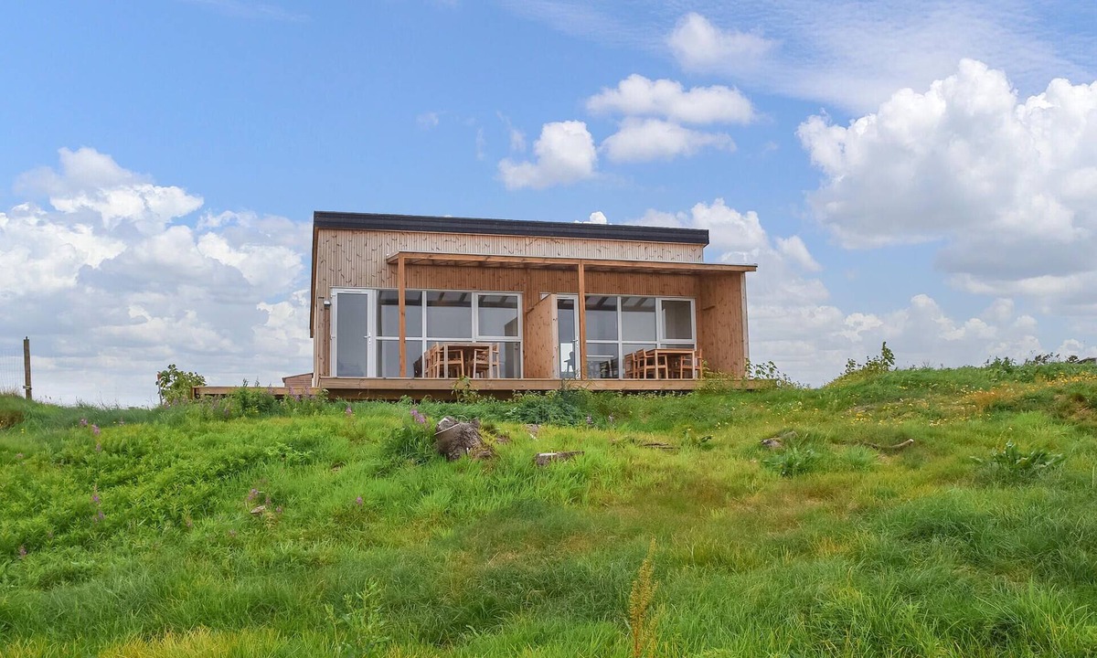Hanstholm House | Gorgeous home in Hanstholm with house sea view