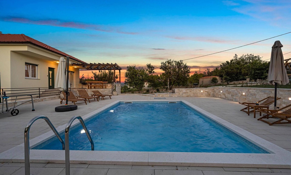 Danilo Biranj House | Gorgeous home in Danilo with WiFi