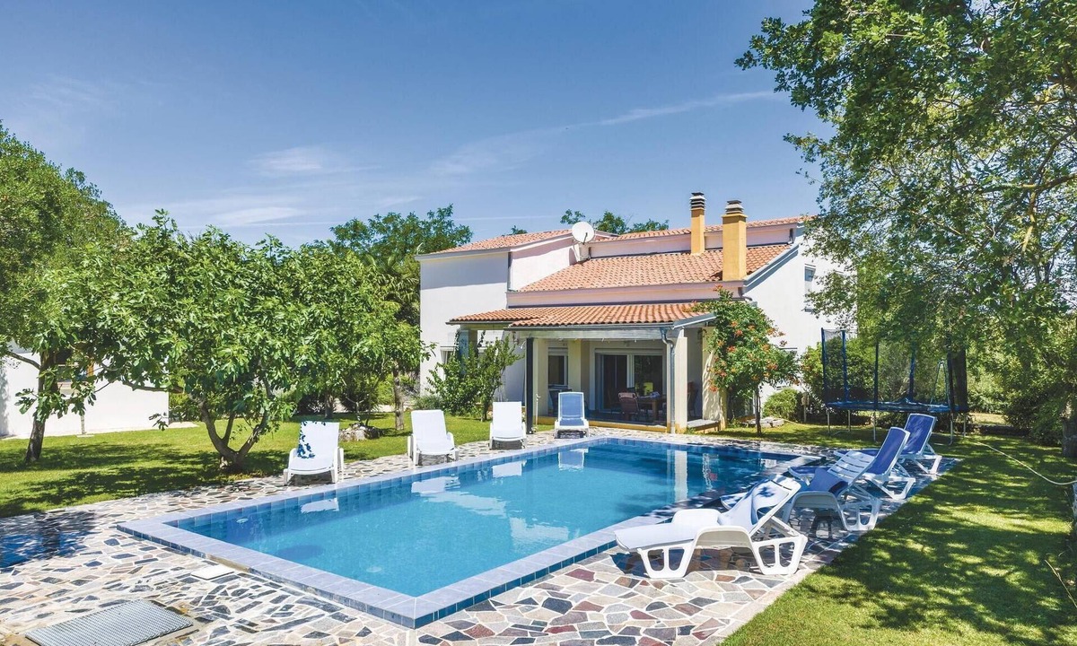 Donje Rastane House | Gorgeous home in Rastane Donje