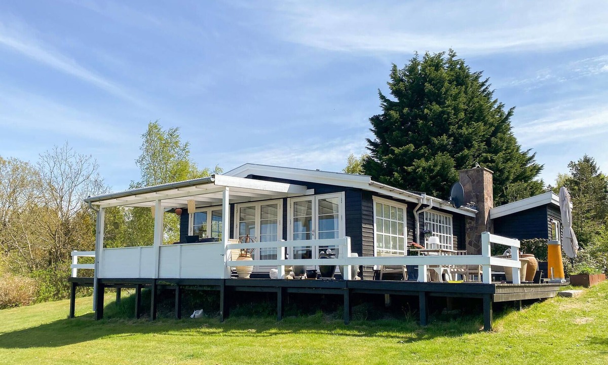 Hundested House | Gorgeous home in Hundested with WiFi