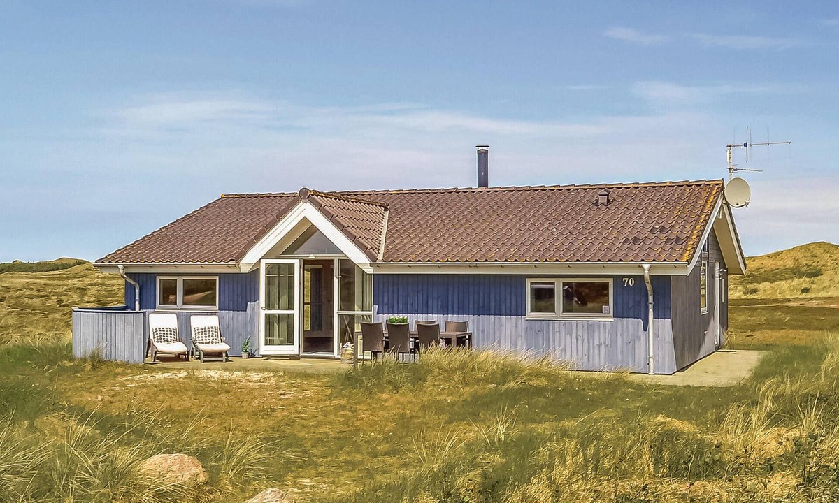 Haurvig House | Gorgeous home in Hvide Sande with sauna