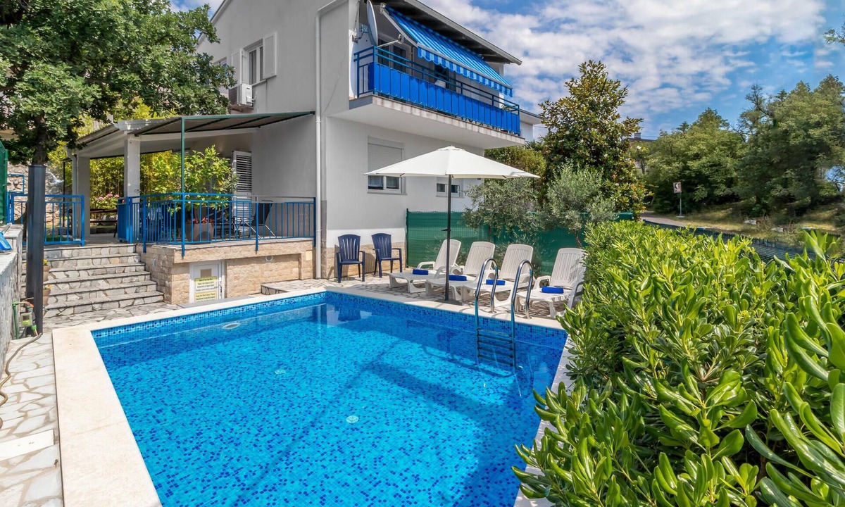 Jadranovo House | Gorgeous home in Jadranovo