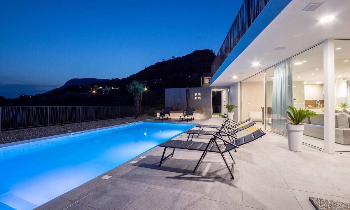Klis House | Gorgeous home in Klis
