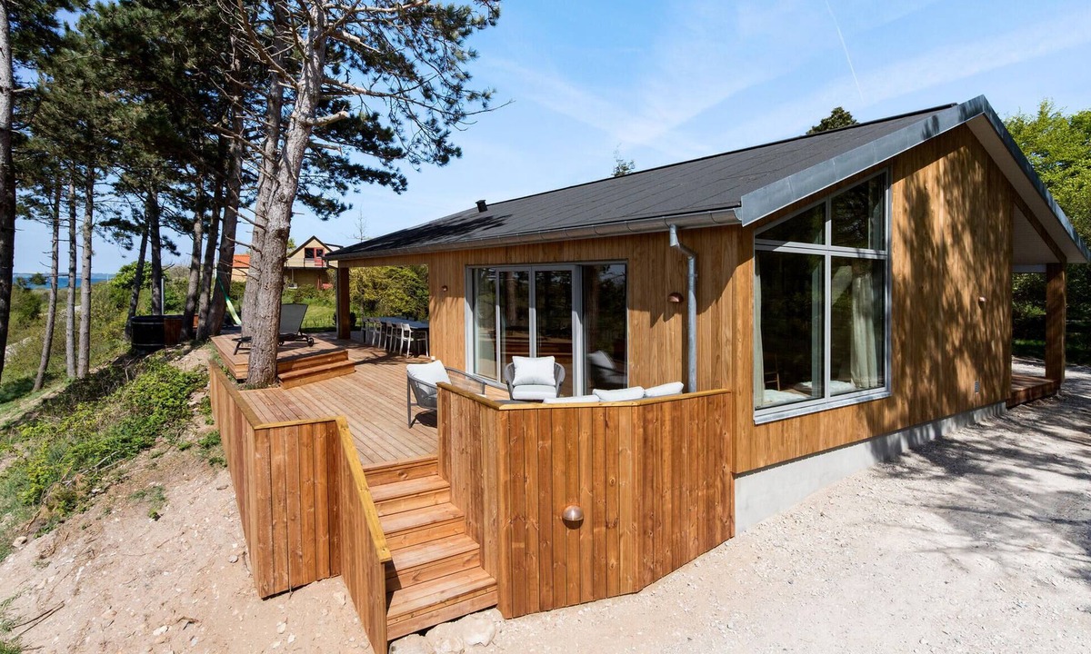 Knebel House | Gorgeous home in Knebel with sauna