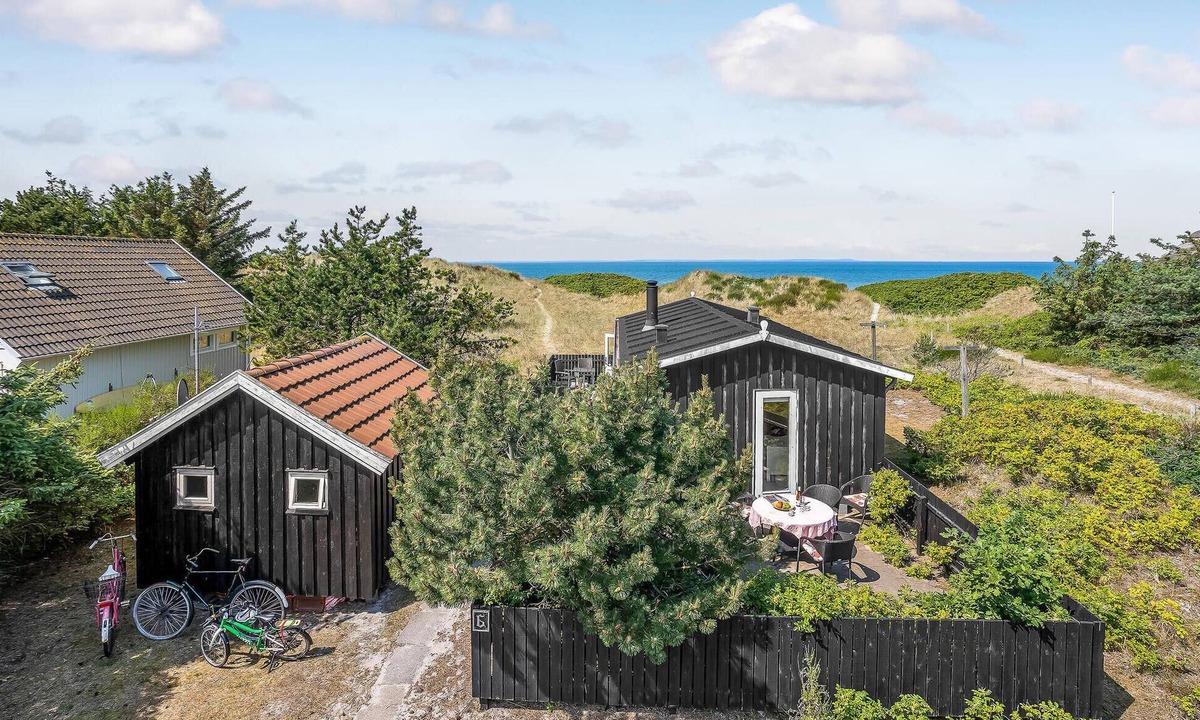Vestero Havn House | Gorgeous home in Læsø with WiFi