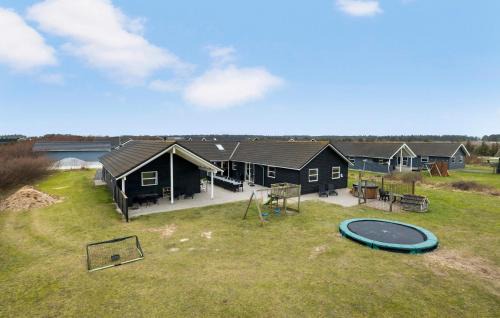 Nr. Lyngby House | Gorgeous Home In Løkken With Sauna