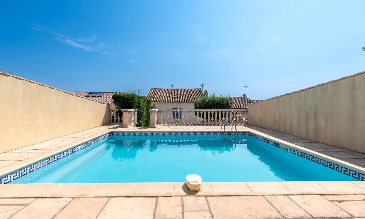 Magalas House | Gorgeous home in Magalas