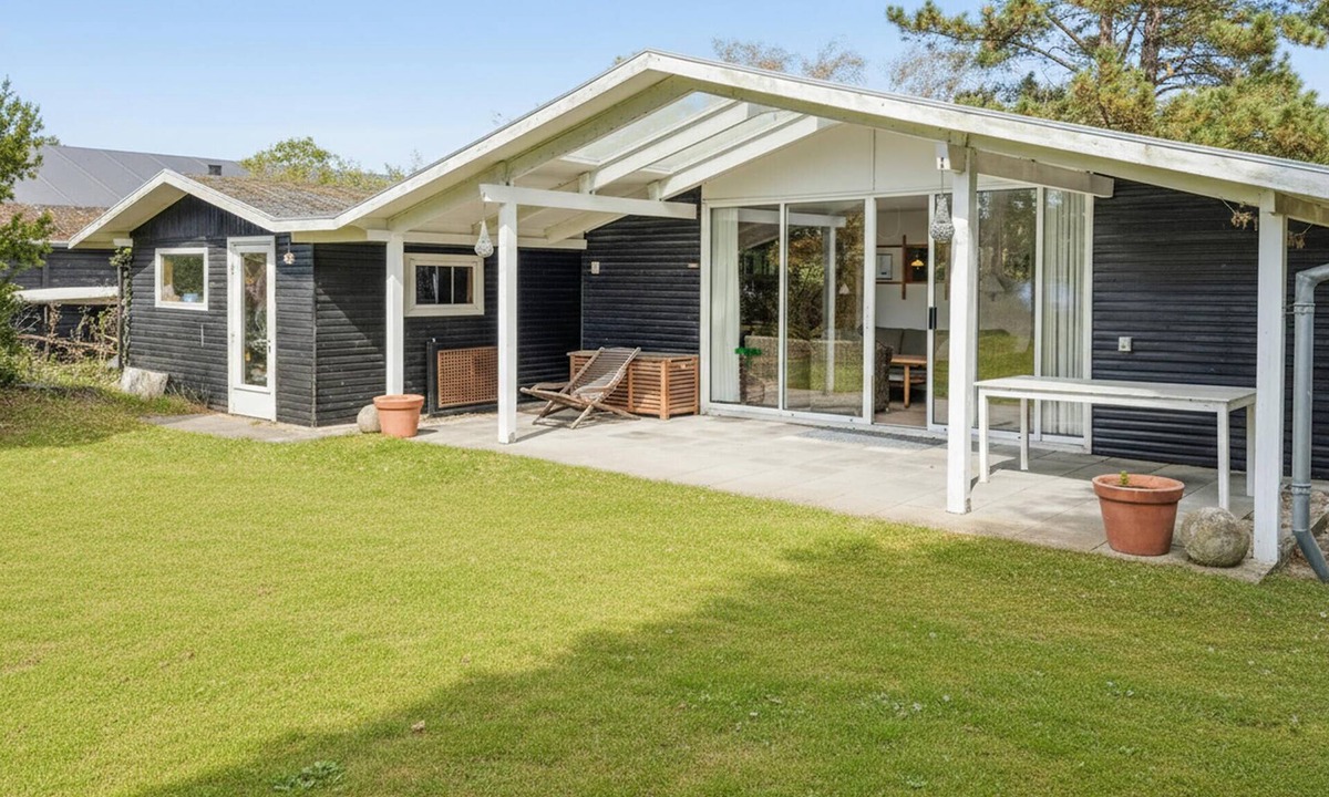 Norsminde House | Gorgeous home in Malling with WiFi