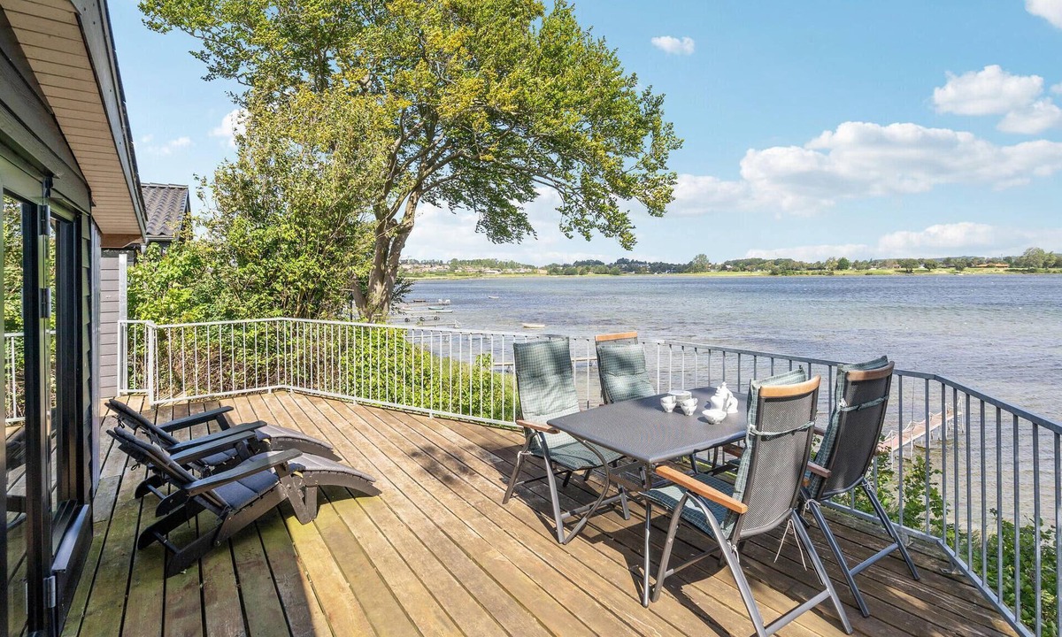 Munkebo House | Gorgeous home in Munkebo with kitchen