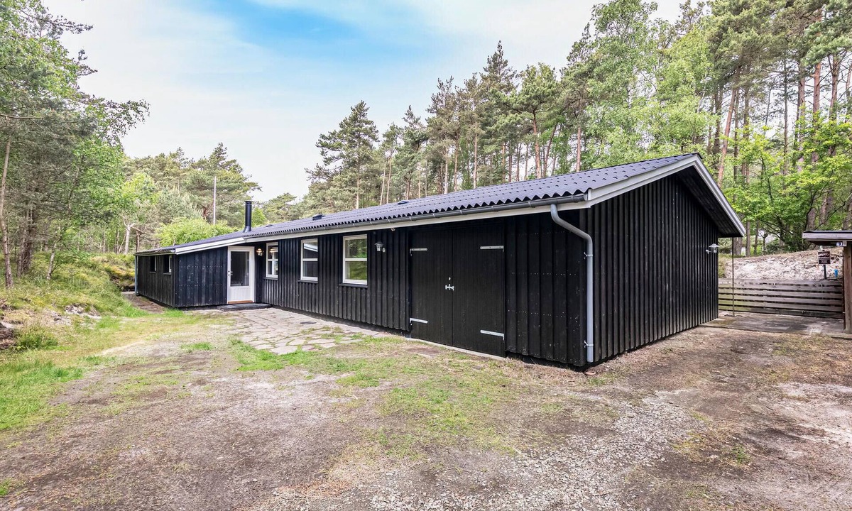 Dueodde House | Gorgeous home in Nexø with WiFi