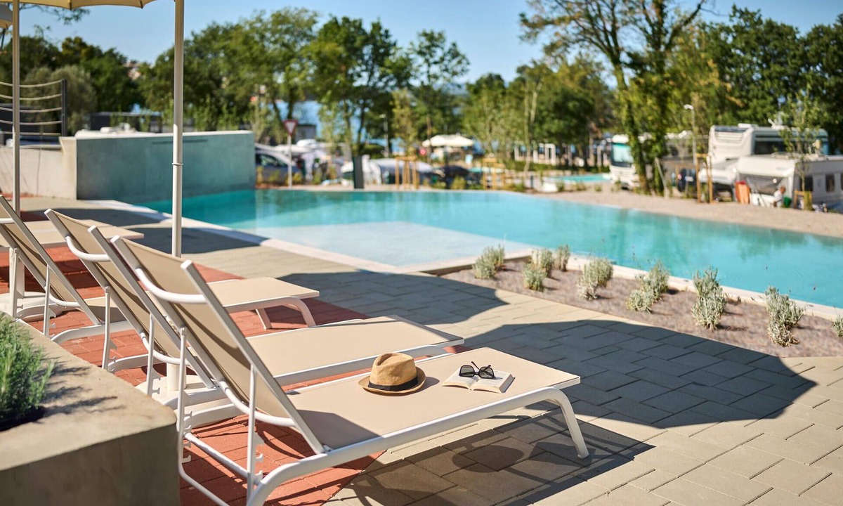 Omisalj House | Gorgeous home in Njivice with WiFi