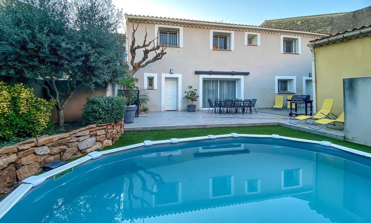 Puisserguier House | Gorgeous home in Puisserguier
