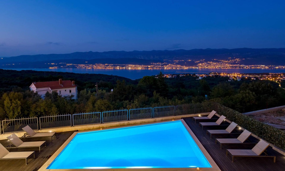 Dobrinj House | Gorgeous home in Polje