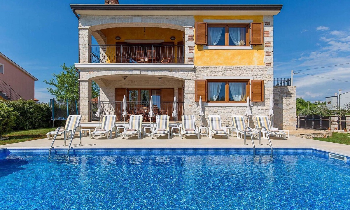 Buici House | Gorgeous home in Porec