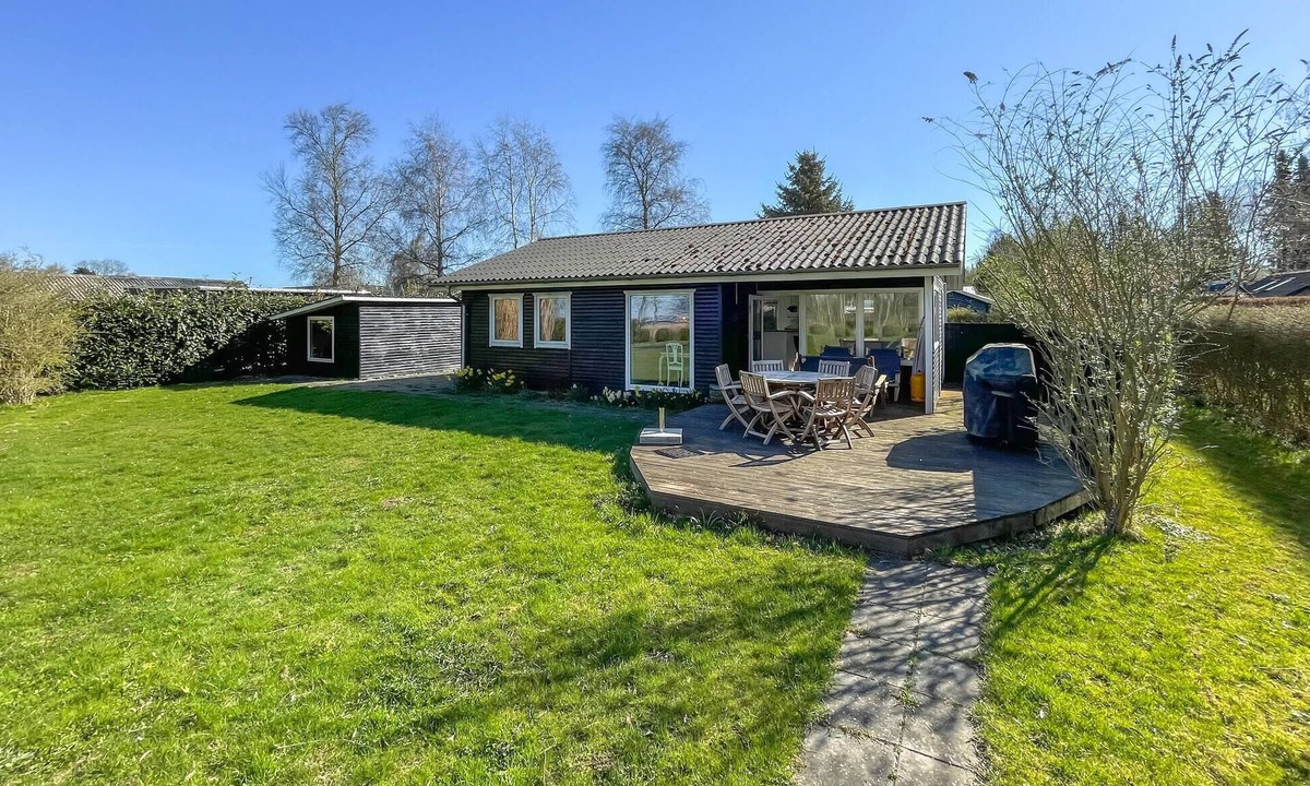 Kongsnæs House | Gorgeous home in Stubbekøbing with WiFi
