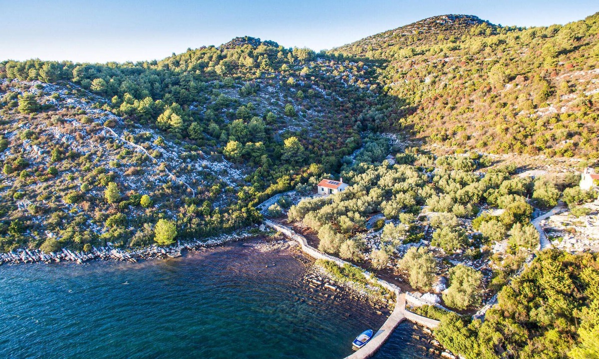 Island Dugi Otok House | Gorgeous home in Sali with WiFi