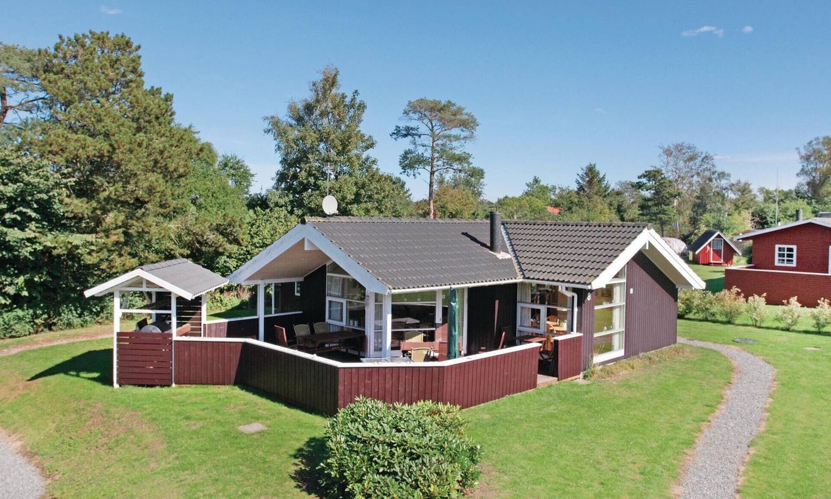 Venemose House | Gorgeous home in Slagelse with kitchen