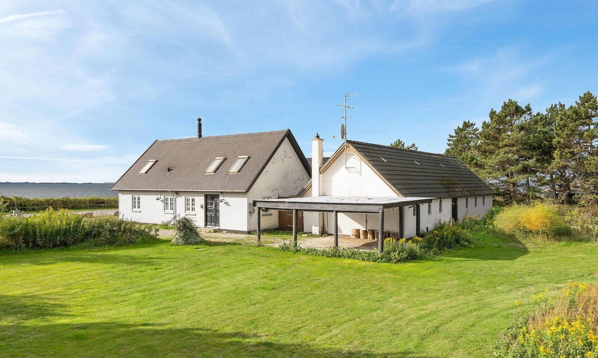 Store Kongsmark House | Gorgeous home in Slagelse with kitchen