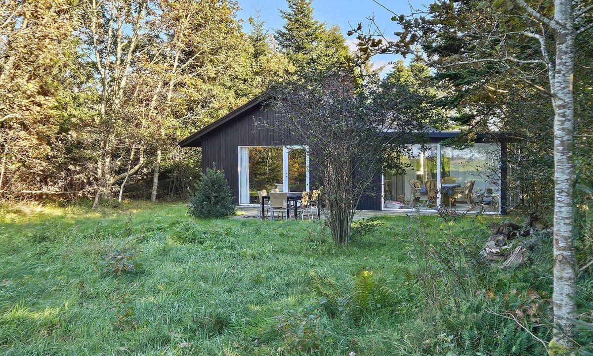 Spøttrup House | Gorgeous home in Spøttrup with kitchen