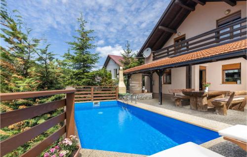 Vrata House | Gorgeous Home In Vrata With Sauna