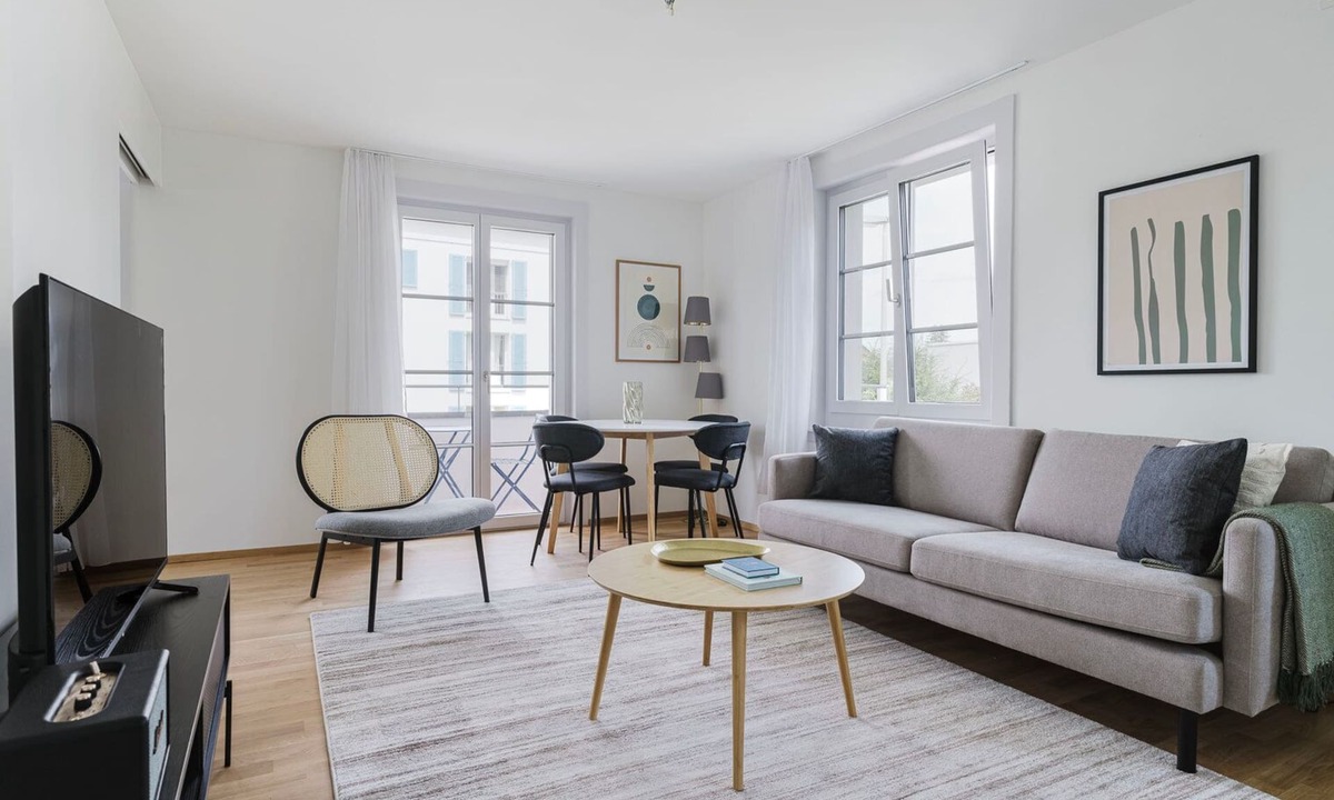 Horgen District Apartment | Gorgeous Horgen 3BR, 2 min to Train Station, by Blueground