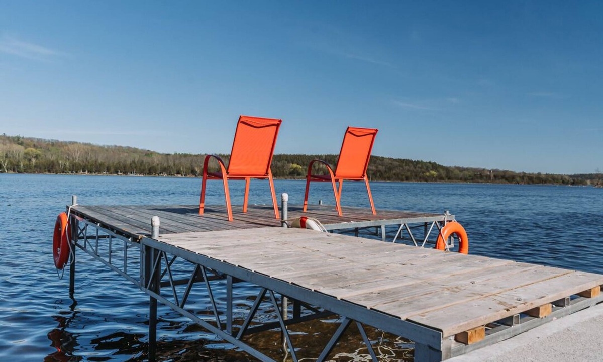 Quinte West House | Gorgeous House on Trent River